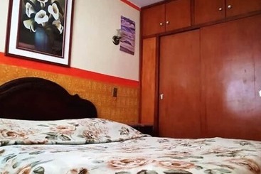 Hostal Toscana