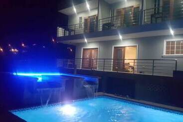 هتل Beausejour Buena Vista Suites