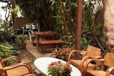 هتل Lamphu House Bangkok