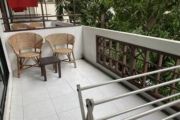 هتل Lamphu House Bangkok