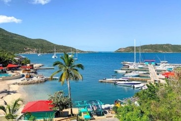 هتل Leverick Bay Resort And Marina