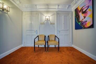 هتل Villa Boutique 115 By Ina