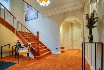 هتل Villa Boutique 115 By Ina