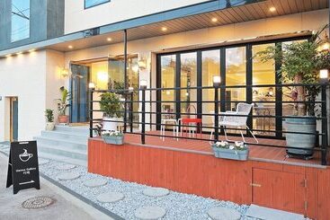 پانسیون Ulsan Dalbit Eunhasu Guest House