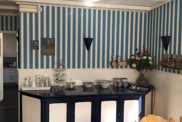 Pirombo Bed & Breakfast
