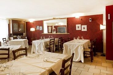 اقامتگاه La Mela Reale B&b