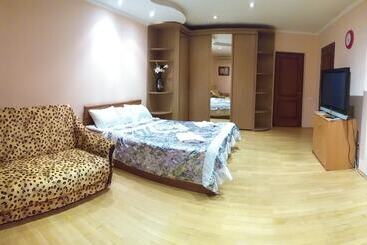 Yarilo Hotel Dme