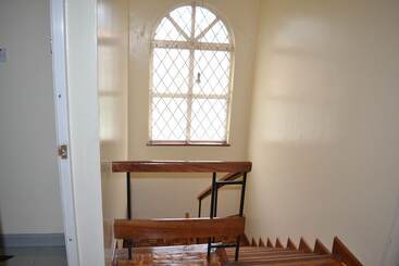 Bid B&b