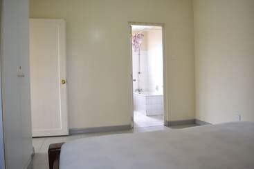 Bid B&b