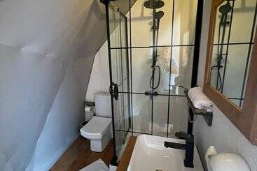 فندق Cuppa Beach & Glamping