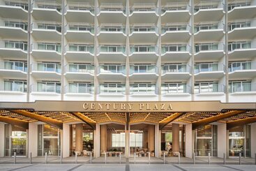 هتل Fairmont Century Plaza Gold Experience