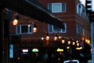 هتل Furnished Apartments On Pine Street