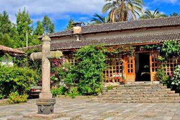 هتل Hacienda La Carriona