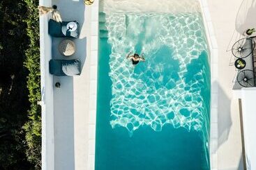 هتل Parea Paros   Adults Only