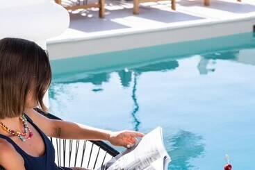 هتل Parea Paros   Adults Only