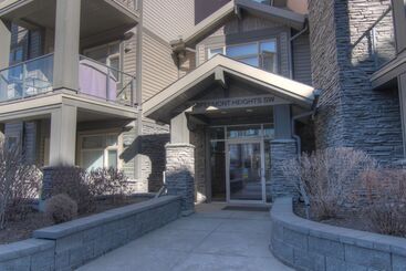 هتل Pinnacle Inn & Suites Aspen