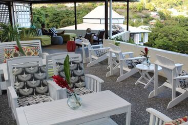 هتل Sugarapple Inn