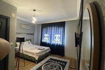 هتل White Dream