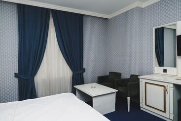 Maris Hotel Baku