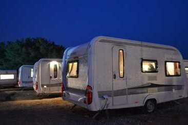 پانسیون Daebudo Caravan Land