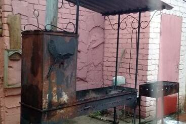 پانسیون Guest House Shturman