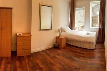 پانسیون Sefton Grange Guest House Liverpool