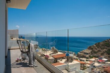 Stella Luxury Apartments
