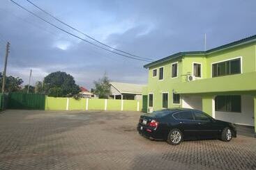 هتل Apple Royal Lodge