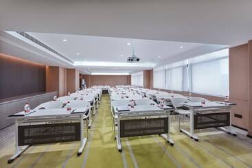 هتل Ibis Styles Suzhou Sports Center