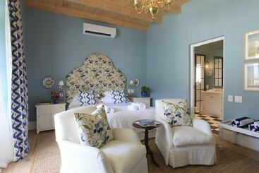 پانسیون La Cotte The Manor House
