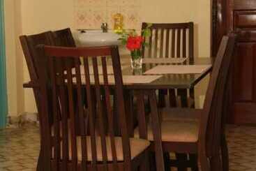 هتل Desa Homes