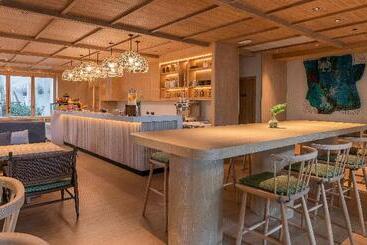 هتل Holiday Inn Resort Samui Bophut Beach, An Ihg