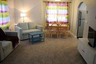 هتل Stoneshire Guesthouse