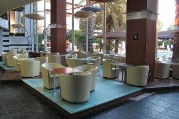 هتل Estival Park Silmar