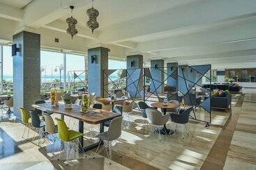 Altin Yunus Apart Beach Plus
