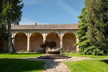 تختخواب و صبحانه Certosa Di Pontignano Residenza D'epoca