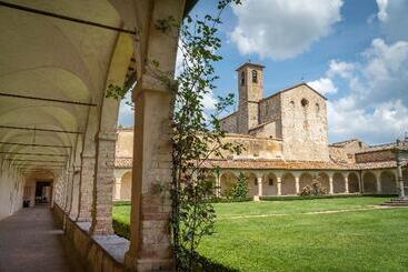 تختخواب و صبحانه Certosa Di Pontignano Residenza D'epoca