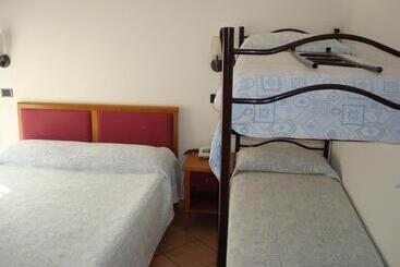 هتل Albergo Cenni