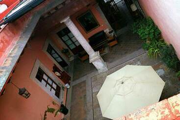 هتل Casa Eugenia