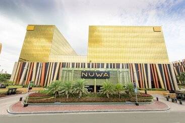 هتل City Of Dreams   Nüwa Manila