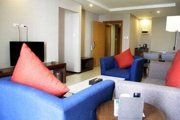 Golden Phoenix Hotel Manila