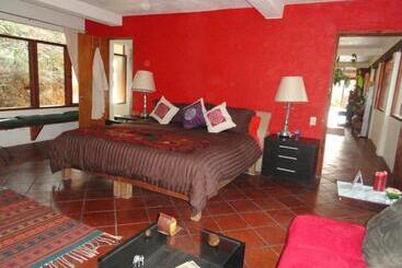 هتل La Casa Del Rio