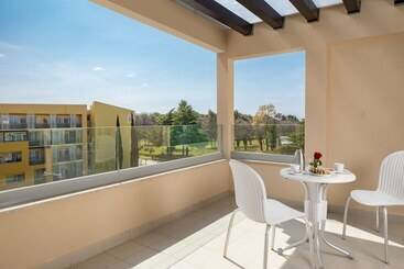 هتل Residence Garden Istra Plava Laguna