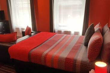 هتل Robin 7 Lodge City Centre