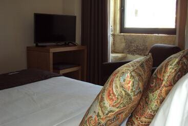 هتل روستایی Douro Cister Hotel Resort