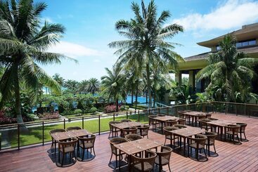هتل Sheraton Shenzhou Peninsula Resort