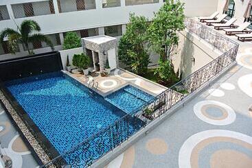 Sn Plus Hotel   Sha Plus