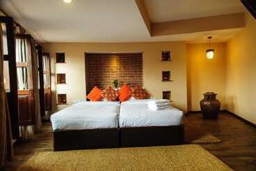 هتل Thagu Chhen A Boutique