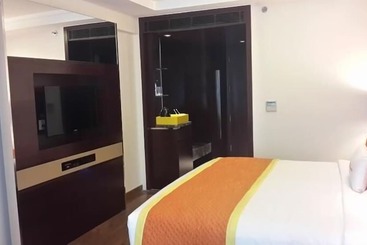 Отель Zone By The Park , Bani Park Jaipur