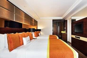 Отель Zone By The Park , Bani Park Jaipur